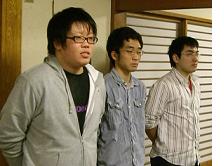 真剣な表情で抱負を語る新幹部