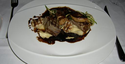 メインはBLUEFIN 