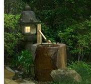 石灯籠と手水鉢